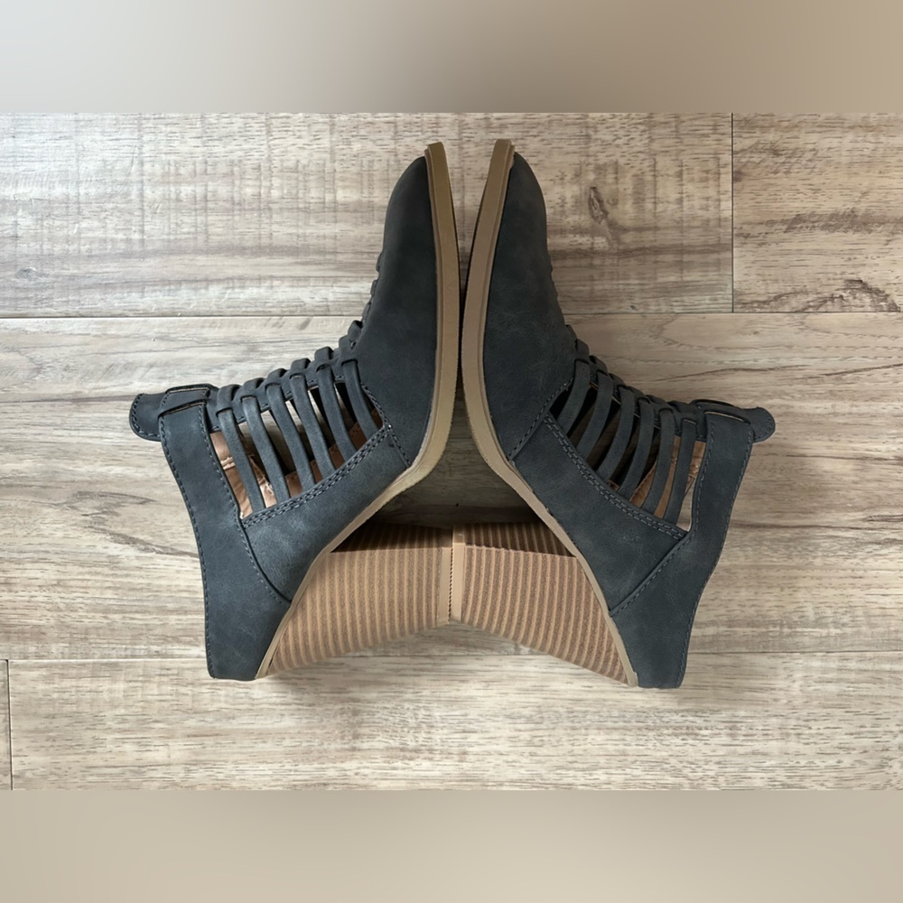 REPORT Weave Caged Slip On Mules Open Back Booties Stacked Block Heel black - Picture 4 of 11